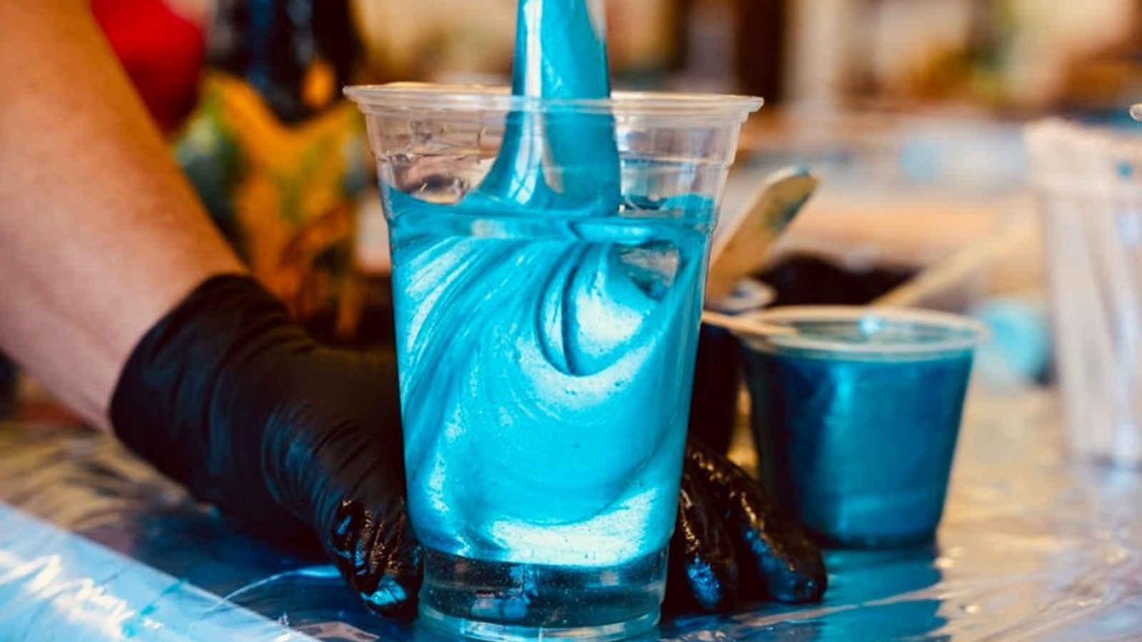 Michelle The art of mvp mixing resin